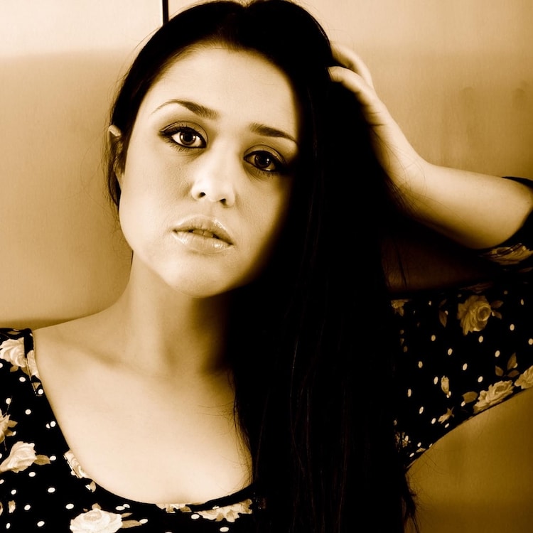 Singing Lessons Cardiff Teacher - Sarah Dunbar